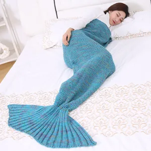 Coperta in morbido filato lavorato a maglia a forma di coda di sirena per donne e bambini.