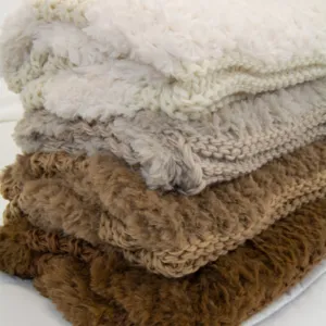 Cozy knitted plush throw blanket, soft fluffy fleece blanket for living room sofa bed decor