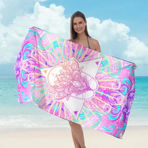 Telo mare in microfibra con stampa mandala boho colorata, asciugamano ad asciugatura rapida.