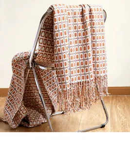 Gewebte Sofadecke Strickdecke orange grau Karo Muster mit Fransen Detail fur Wohnzimmer