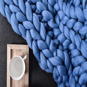 Chunky knit blanket handmade thick yarn throw blanket soft cozy home decor for sofa bed