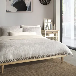 Cozy woven cotton blanket with fringe stripe design, comfortable and warm autumn winter throw bed cover