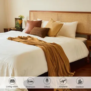Cozy knit throw blanket for sofa and bed, soft waffle pattern blanket for living room.