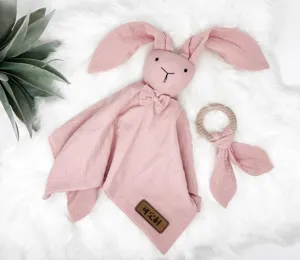 Baby muslin security blanket pink bunny comfort toy with wooden teething ring for newborns