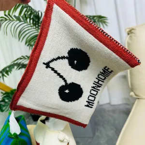 Fundas para caja de pauelos tejida algodon patron cereza decoracion salon