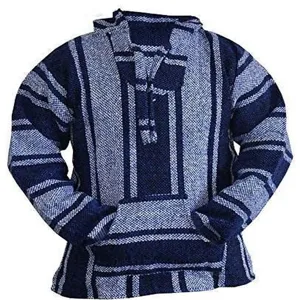 Gros plan détaillé du tissu tissé et rayé du sweat à capuche Baja avec une texture robuste.
