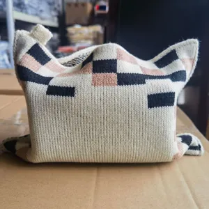 Cubierta de Caja de Pañuelos de Algodón Tejido Bolsa de Almacenamiento Decorativa para el Hogar Patrón Lindo Soporte para Servilletas de Sala de Estar