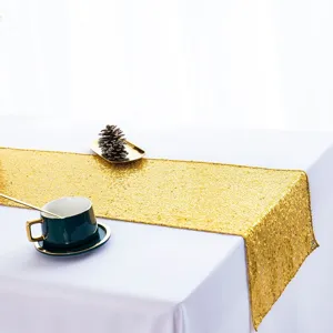 Corridoio da tavolo con paillettes dorate per decorazione tavola da pranzo festa nuziale.