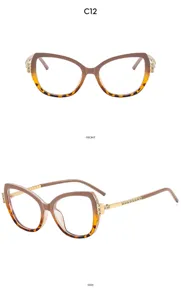Strass Katzenauge Brille Detailansicht, brauner Farbverlauf und stylisches Kristall-Design.