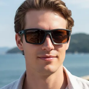 Outdoor Mountaineering Goggles Hiking Skiing Sunglasses For Men Women Fashion PC Frame AC Lens UV400 Protection Windproof Sport Eyewear