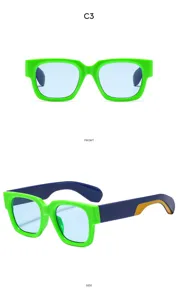 Modische quadratische Sonnenbrille mit Farbblock, grünen Fassungen und blauen Bügeln für den Alltag.