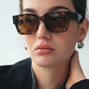 Quadratische Sonnenbrille Für Damen Herren Retro Trendy Breite Bügel Sonnenschutz UV400 Mode Eyewear Für Outdoor Reisen
