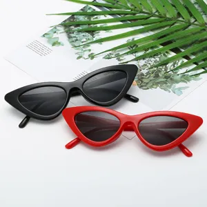 Gafas de sol retro de ojo de gato de moda para hombre y mujer, elegantes gafas triangulares.