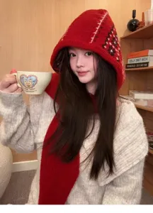 Ensemble cagoule et écharpe en tricot rouge, bonnet d'hiver épais et chaud pour femmes.