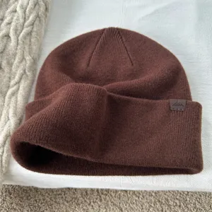 Einfarbige Kaschmir Strickmütze Winter warme Beanie Mütze für Damen und Herren braun