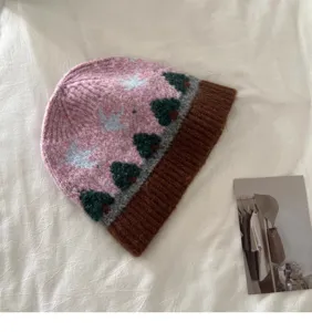 Gemusterte Jacquard Strickmütze für Damen, warme Winter Wollmütze mit Bäumen und Vögeln.