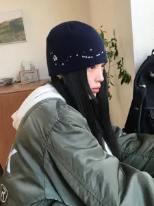 Korean style ins blogger star embroidery knitted beanie hat, dark blue casual skull cap details.