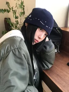 Korean style sweet cool star embroidery knit beanie hat simple versatile cap for women