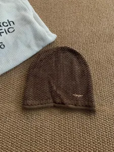 Berretto in maglia a motivo ondulato marrone slouchy bordo arrotolato cappello invernale casual