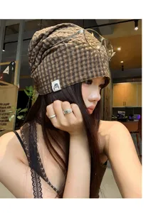 Vintage Karree Karo Beanie Hut, leichte lockere Sommer-Pullunder Mütze für Damen.