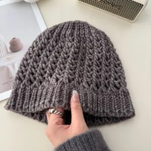 Korean hollow wool knitted beanie hat for women, autumn retro fashion warm pullover cap.