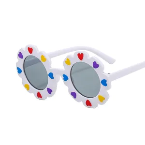 Kids Sunflower Shape Sunglasses UV400 Cute Flower Heart Decal Round Frame Shades For Boys Girls Outdoor Party Decor