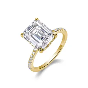 S925 Sterlingsilber 4 Karat Smaragdschliff Moissanit Ring Luxus Schmuck Hauptansicht