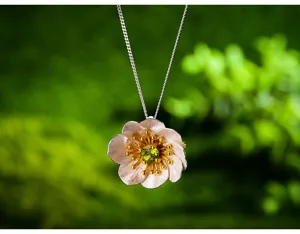 Squisita collana con ciondolo a fiore in argento sterling e pietra verde da donna elegante