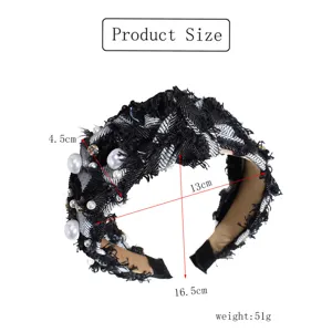 Detailansicht des schwarzen Tweed Perlen Haarreifs mit Schleife, Breite 4,5 cm, Gewicht 51g.