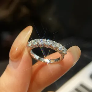 925 Sterlingsilber Moissanit Ring Für Damen Sieben Prinzessin Moissanit Kronenring Zierlicher Stapelbarer Eternity Ring Schmuck Geschenk
