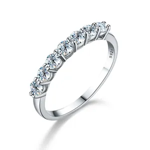 S925 Silber Moissanit Ring mit sieben Steinen klassische elegante Damen Mode Schmuckstueck