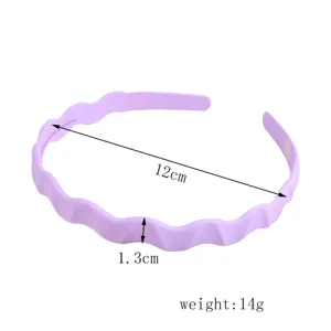 Serre-tête ondulé en plastique violet lavande accessoire de mode minimaliste pour femmes