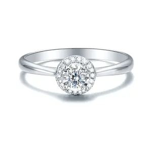 Klassischer 1 Karat Moissanit Halo Ring aus 925er Sterlingsilber für Damen Verlobungsgeschenk