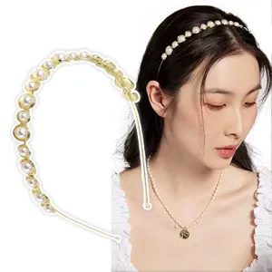 Slim gold pearl headband detail, elegant everyday hair accessory for women and girls.