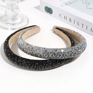 Kristall Strass gepolsterter Haarreif glitzernd Mode Haaraccessoire Detailansicht