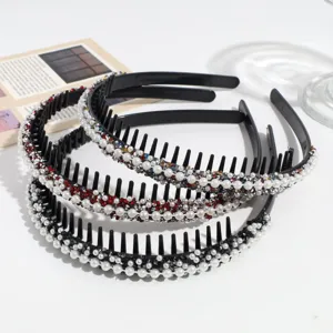 Cerchietto perle strass con denti antiscivolo elegante accessorio per capelli quotidiano