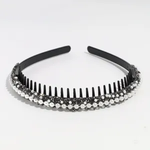 Cerchietto nero con perle e strass e denti, fascia antiscivolo per capelli donna stile quotidiano.