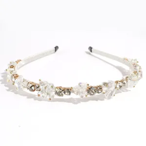 Exquisita diadema de cristal y diamantes de imitación, accesorio de cabello retro elegante.