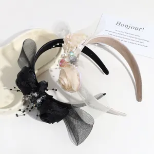 Elegant floral mesh headband for women, stylish court style hair accessories for party banquet.