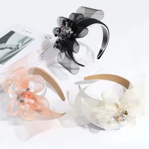 Elegant mesh flower headband with pearls for European style banquet and party hair styling.