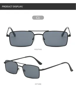 Lunettes de soleil en métal à double pont classique avec verres carrés gris élégants.