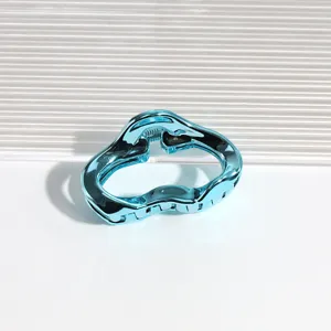 Metallisch blaue unregelmäßige Wolke Haarklammer trendiges Haaraccessoire für den Alltag.