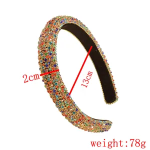 Serre-tête rembourré en strass coloré vue détaillée, accessoire de cheveux en cristal.