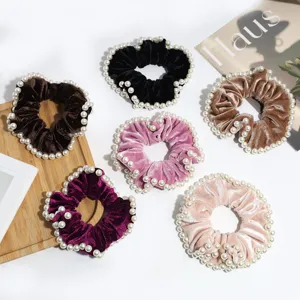 Set elastici capelli in velluto con perle, accessori per capelli eleganti da donna.