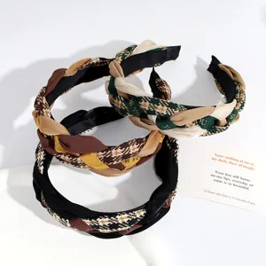 Stylish braided fabric headband for women, autumn winter velvet hair accessories chic