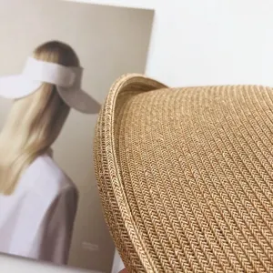 Mujer sombrero de paja parte superior vacia proteccion solar UV sombrero de playa