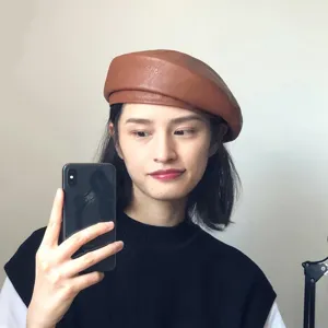 Brown PU leather beret hat for women, vintage British style painter cap for autumn and spring.