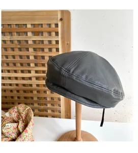 Dark grey PU leather beret hat for women, vintage British style painter hat for autumn.