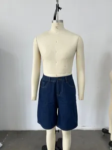 High-quality men's loose straight-leg dark blue denim shorts displayed on a male mannequin.