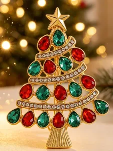 Detaillierte Nahaufnahme der weihnachtlichen Brosche mit roten und grünen Steinen